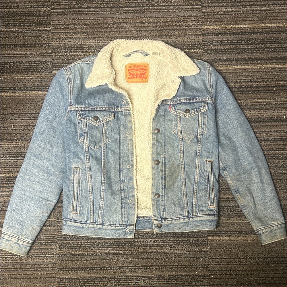Levi's Light Blue Denim Jacket with Cream Sherpa